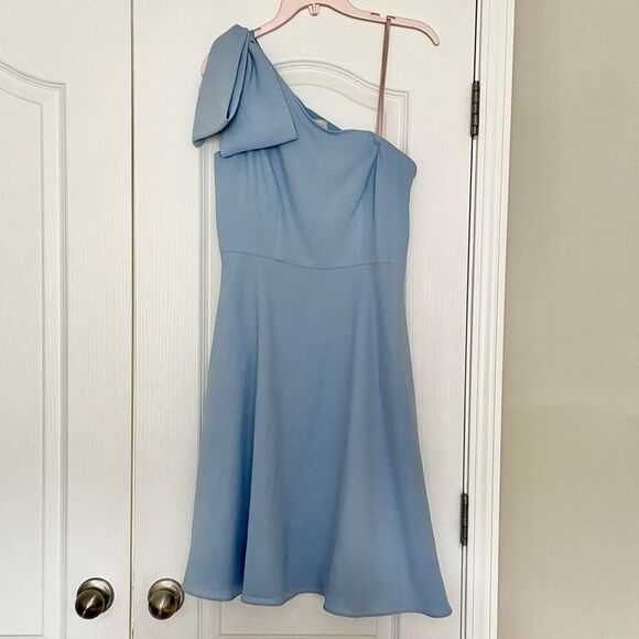 Light Blue 8P Gal Meets Glam Dress Bow Detail - Picture 1 of 6